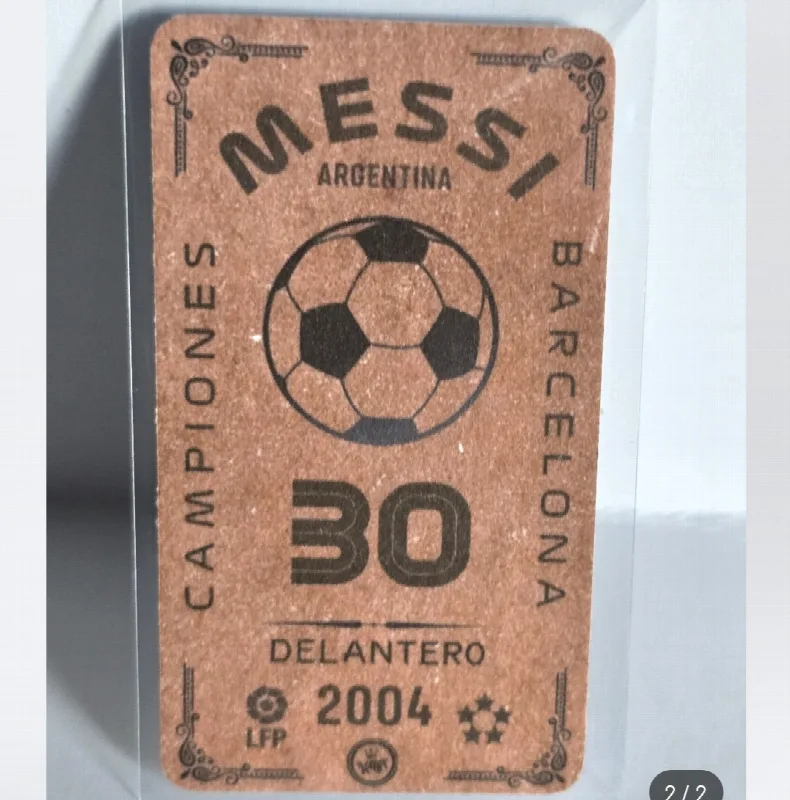 Lionel Messi 2004 Barcelona Football Card — photo 2